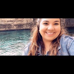 Meet your Posher, Shania